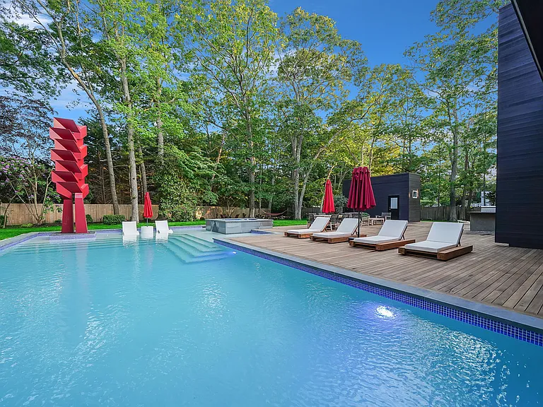 121 Montauk Hwy — Photo 12