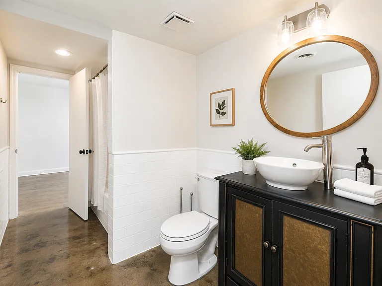 Jack & Jill Bathroom