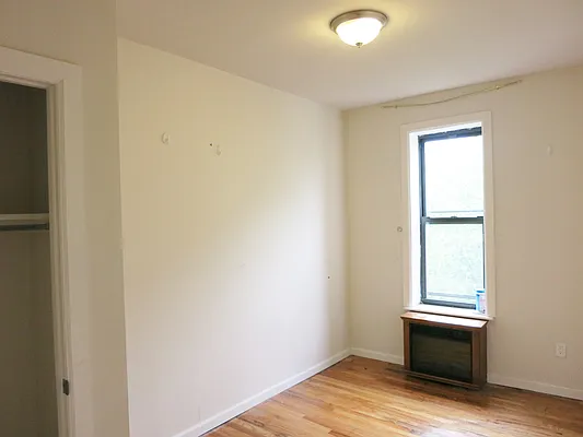 Rented by M&J Apt Services Corp | media 28