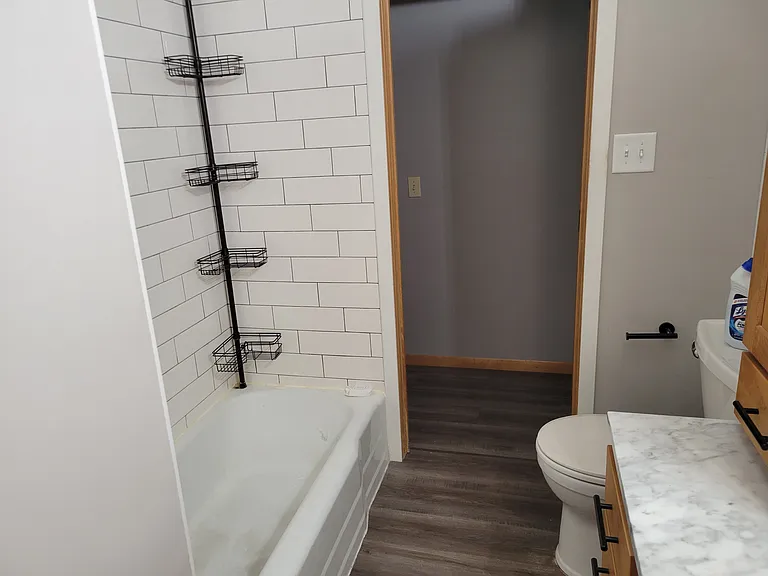 125 Pfau St — Photo 16
