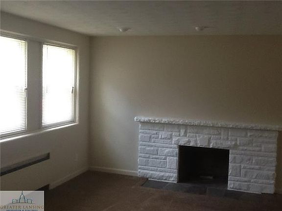 3rd image of 1414 Robertson Ave