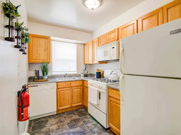 Nieuw Amsterdam Apartment Homes