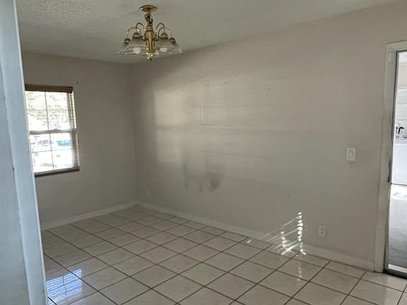 2nd image of 1606 Mosher Dr