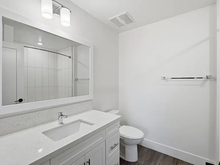 Cierra Apartments — Photo 73