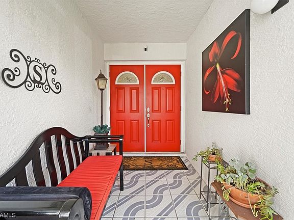 2nd image of 5521 Longleaf Dr