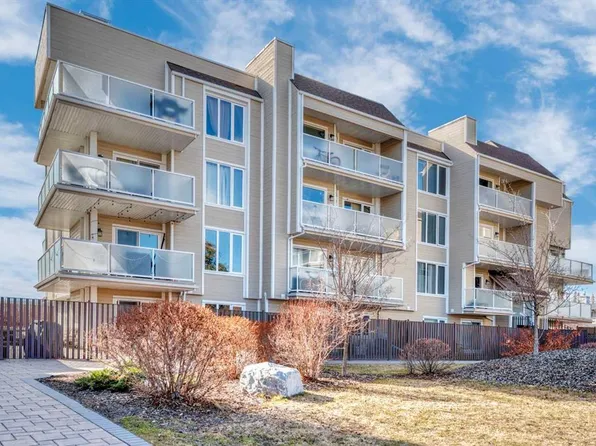 3737 E 42nd St NW #306, Calgary, AB T3A 2M8