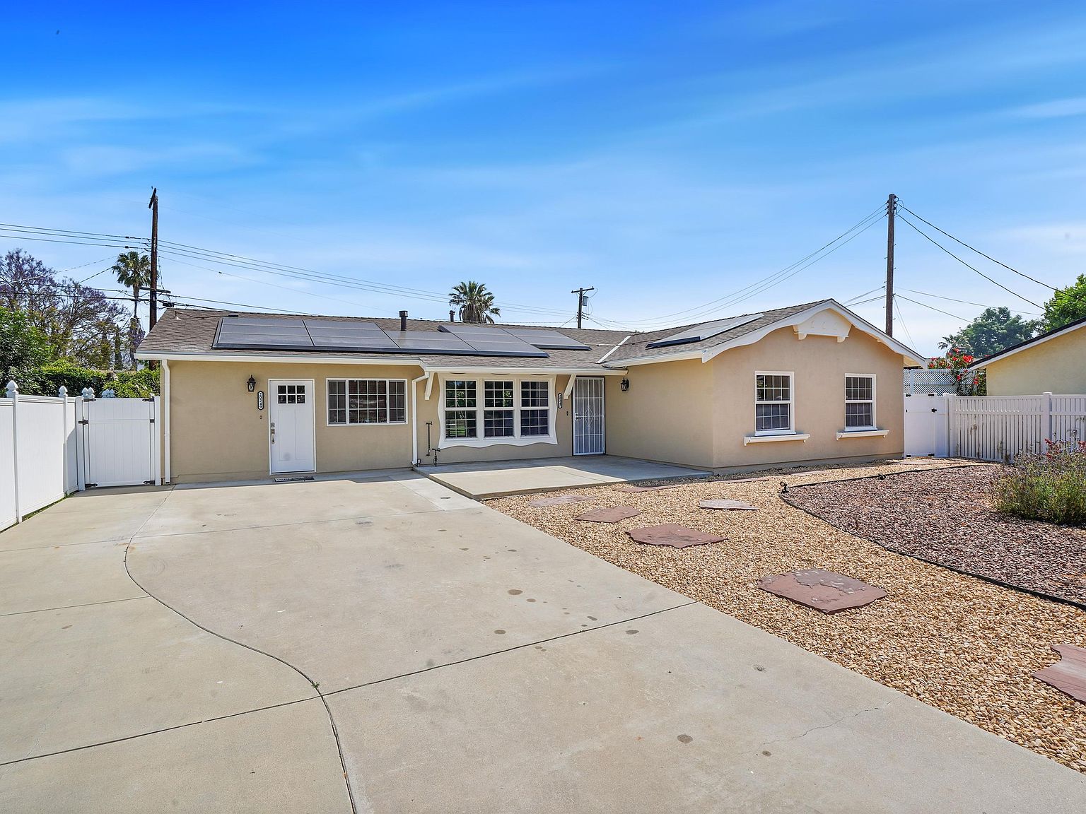 house リスト ① 2481 Armstrong Ln, Mount Washington, KY 40047 | Zillow