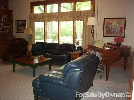5623 Orchard Dr Front