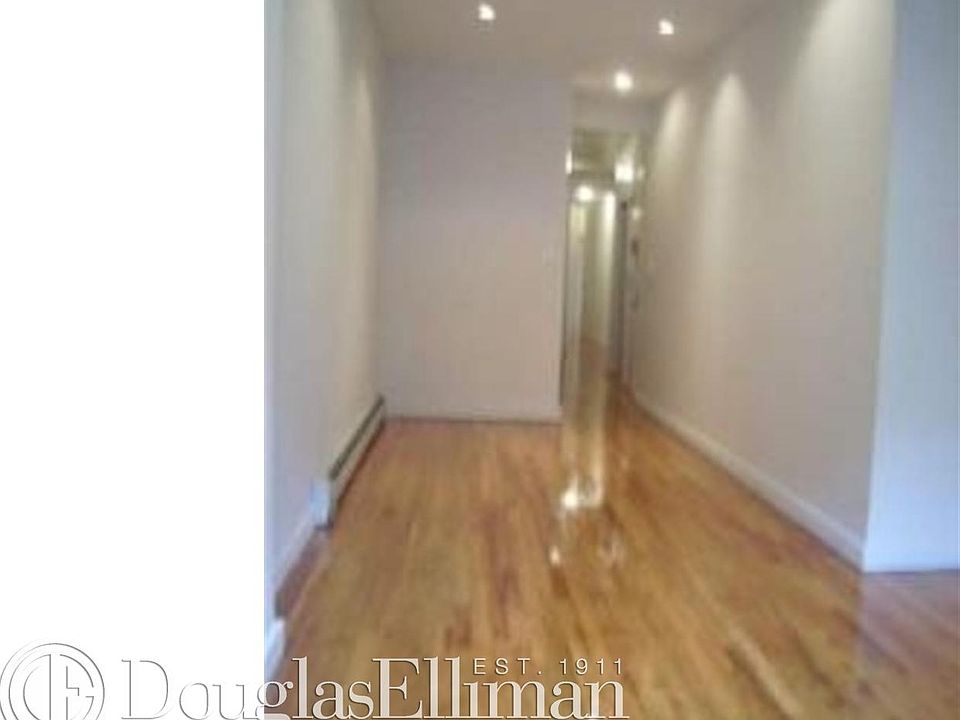 2nd image of 314 W 116th St APT 2B