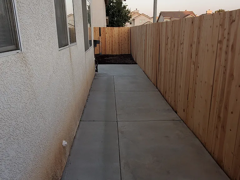 901 Acorn Ln — Photo 24