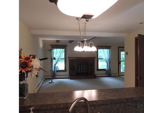 4th image of 22 Chestnut Ct