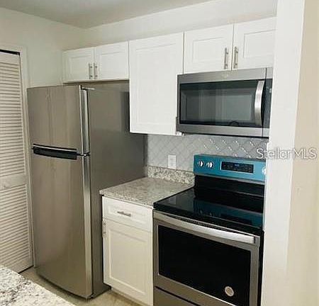 4th image of 6160 Westgate Dr APT 204