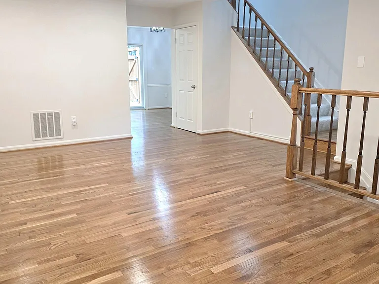 10617 Pine Haven Ter — Photo 4