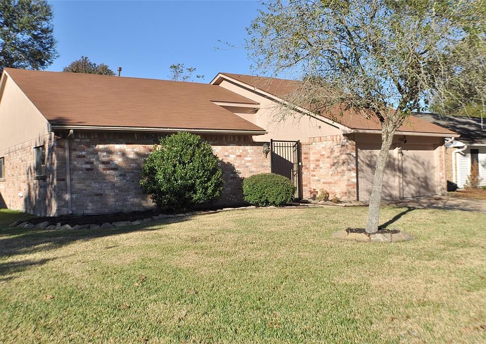 1st image of 14018 Vinehill Dr