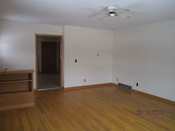 5th image of 6 E Vista Blvd