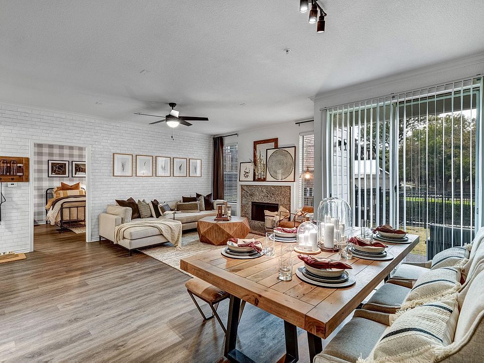 1st image of 3520 Oak Lawn Ave #1432