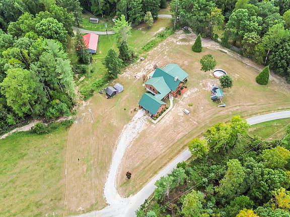 3rd image of 496 Watters Ridge Rd