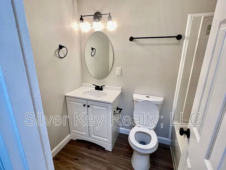 206 Riggs St — Photo 7