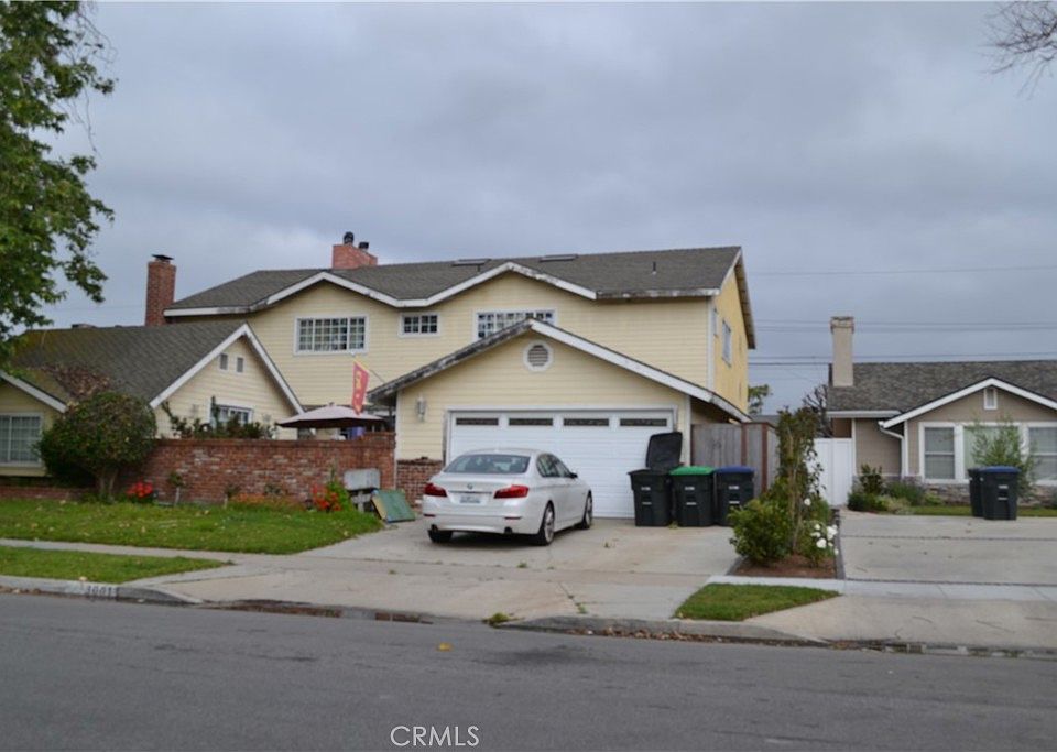 2nd image of 3001 Inverness Dr