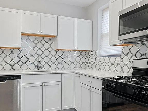 4th image of 1501 Abbotston St