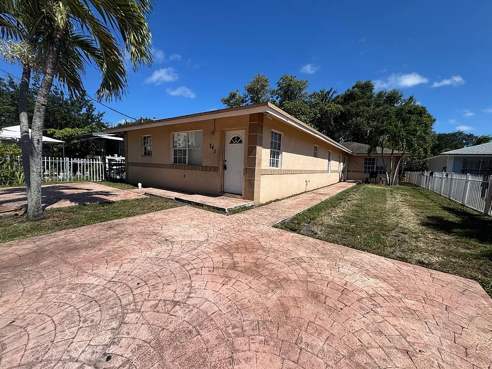 240 NW 56th St
