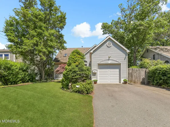 44 East Drive, Toms River, NJ 08753