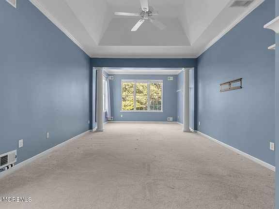 4th image of 79 Oakmont Lane