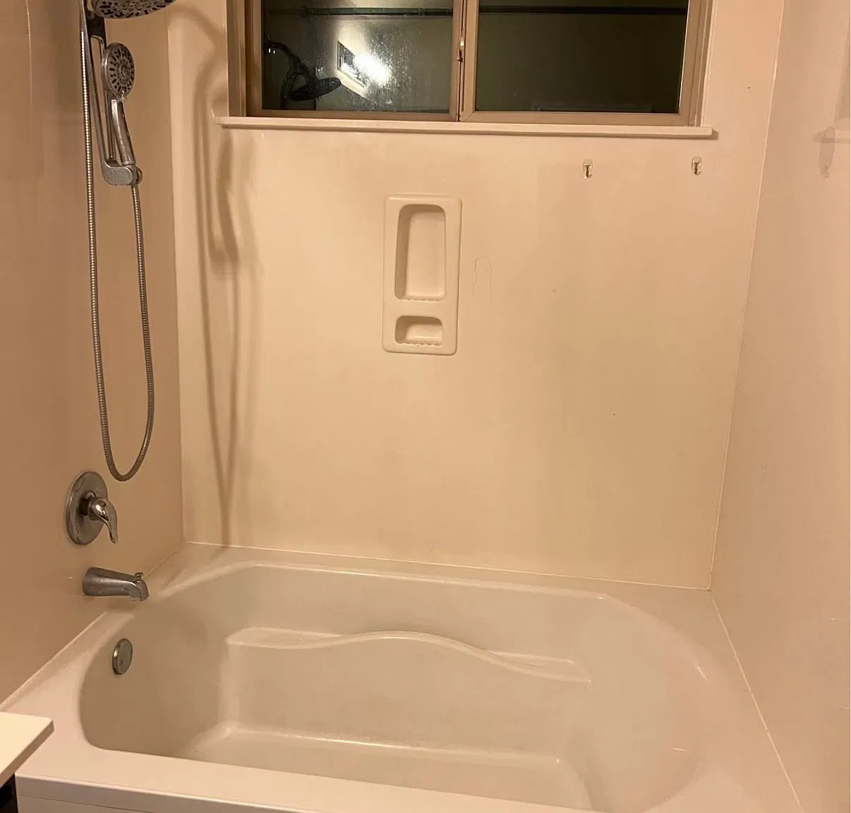 3 bed, 1754 sqft, $2,000 — Photo 3