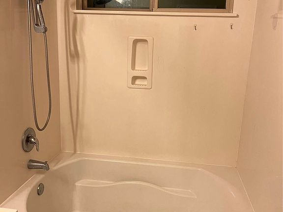 3rd image of 1029 Britt Ln