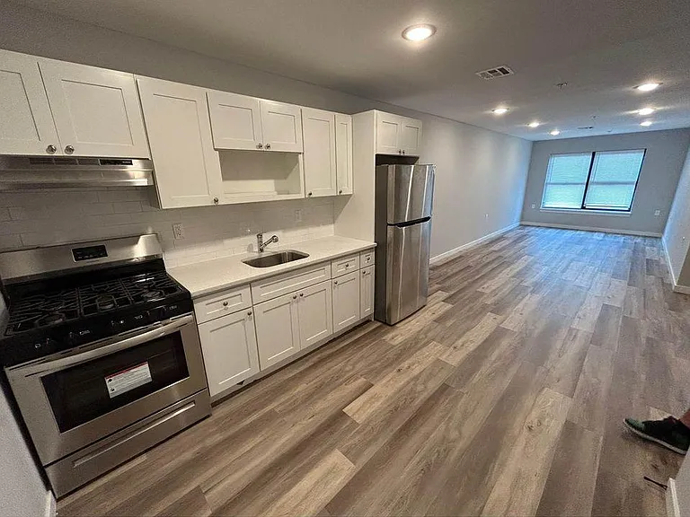 362 Hamilton Ave #502 — Photo 5