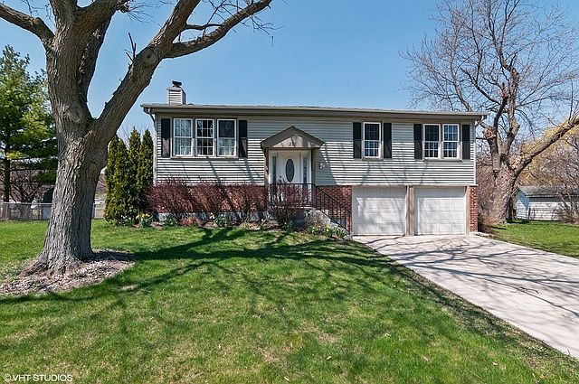 1st image of 228 Dover Ct