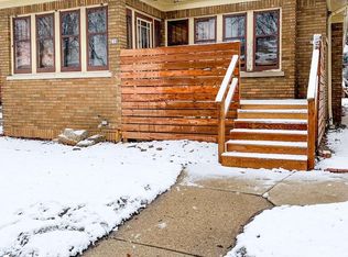 210 N 75th St #210, Milwaukee, WI 53213