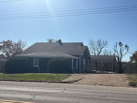 2nd image of 505 W Main St