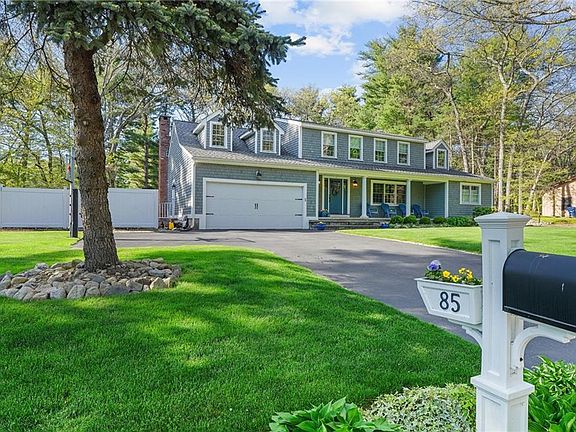 2nd image of 85 Jefferson Dr