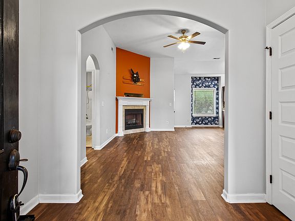 3rd image of 3751 Gray Fox Dr