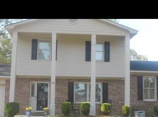 7200 Mill Pond Ct, Fayetteville, NC 28314