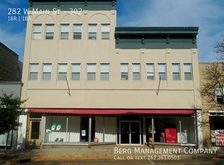 282 W Main St APT 302, Waukesha, WI 53186