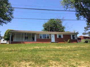 1025 S Outer Dr, Morristown, TN 37814