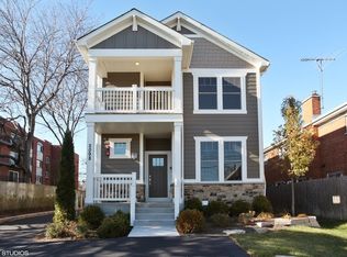 2098 Saint Johns Ave #C, Highland Park, IL 60035