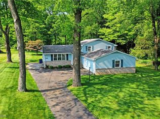 6739 Stewart Sharon Rd, Brookfield, OH 44403