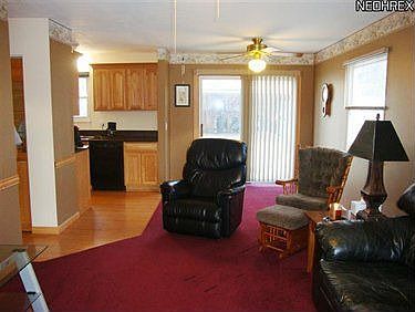 3rd image of 283 Erieview Blvd
