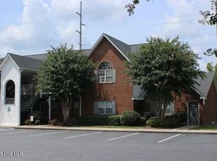 4004 Whitebridge Dr #5, Winterville, NC 28590