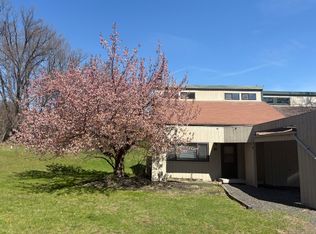 228 Evergreen Ct #32, Tannersville, PA 18372