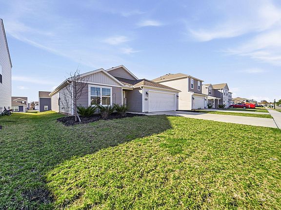 2nd image of 3057 Lamptonridge Dr