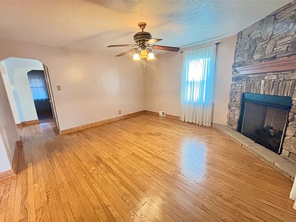 5th image of 514 1st Ave