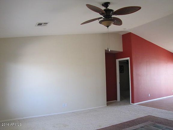 3rd image of 29925 W Lynwood St