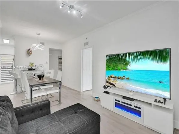 3374 W 80th St Unit 101, Hialeah, FL 33018