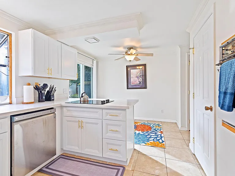 14717 SE 15th Pl — Photo 15