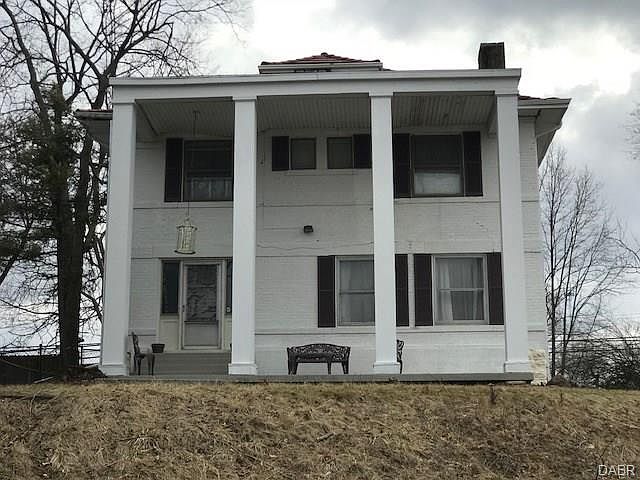 1st image of 3622 Lakeside Dr