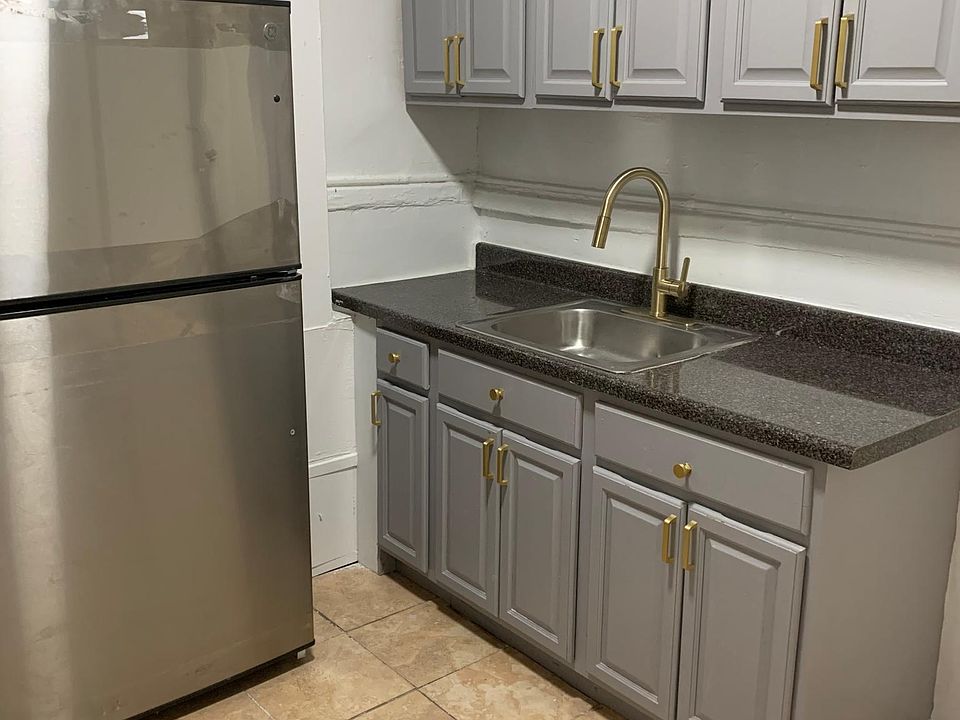 1st image of 482 Summer Ave APT 306